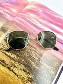 Óculos Hexagonais Polarizados Médios: Estilo Moderno e Proteção Solar, Elegância e Conforto em um Acessório Versátil - FC Company